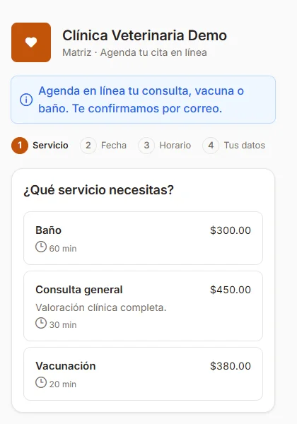 Página pública de citas en línea vista en un celular: el cliente elige baño, consulta general o vacunación.